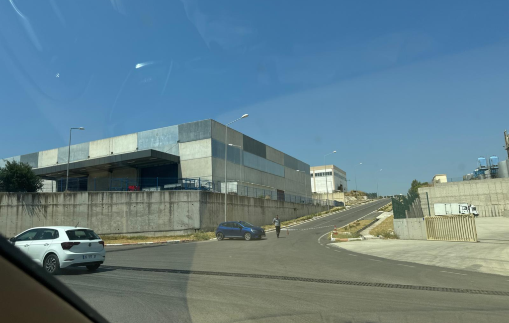 Telaş Başladı, işte alelacele sorgulama görüntüleri. İzmir’in Menderes ilçesinde bulunan