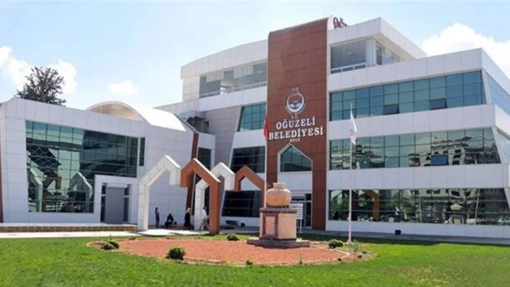 MHP’den Yeniden Refah’a geçen Oğuzeli Belediyesi’nin Emlak ve İstimlak Müdürü