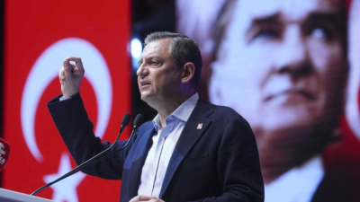 CHP İl Başkanları Toplantısı’na katılan CHP Lideri Özel, “Tüm anketlerde