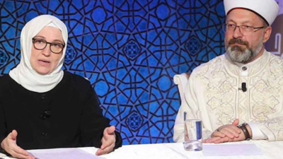 Toplam 2,5 milyon kişi hac sırası beklerken Diyanet İşleri Başkanı