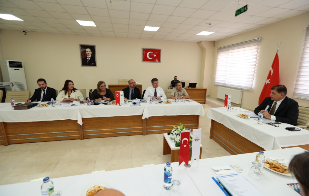 İzmir Büyükşehir Belediyesi ve Türkiye Sağlıklı Kentler Birliği Başkanı Dr.