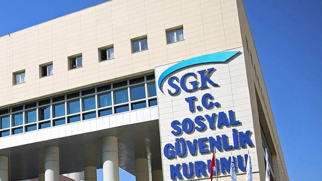 Partili C.B. Erdoğan Hizmetlerin Aksaması İçin Özel Çabamı Gösteriyor ?