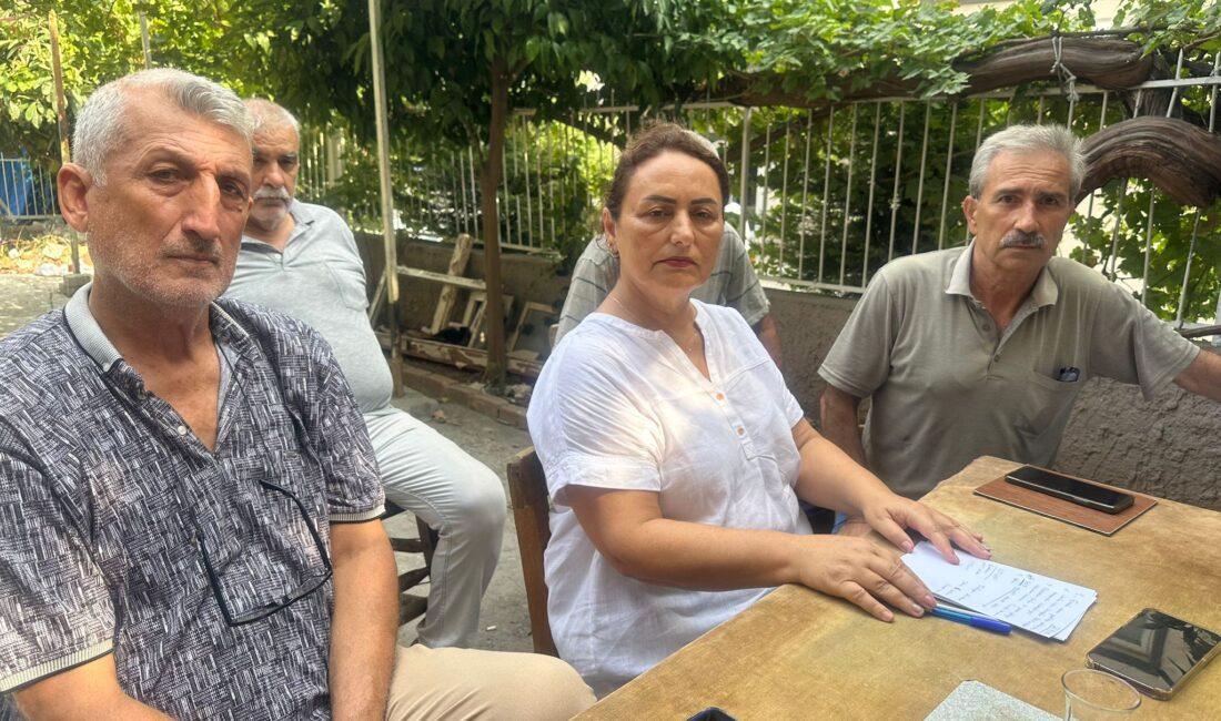 Adana’da emeklilerin derdiyle dertlenen CHP Adana Milletvekili Dr. Müzeyyen Şevkin,