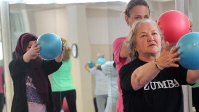 Efeler Belediye Başkanı Anıl Yetişkin ve ekibi, şehrin dört bir