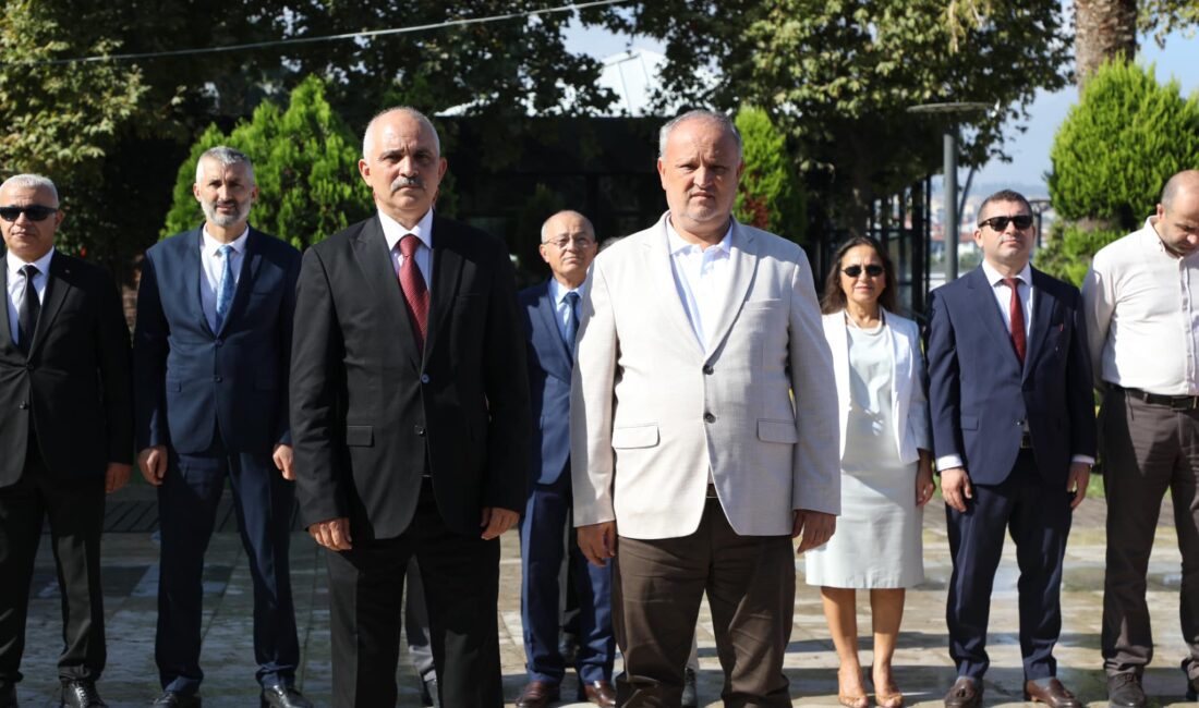 2024-2025 Eğitim ve öğretim yılı İlköğretim haftası Atatürk Anıtında ve