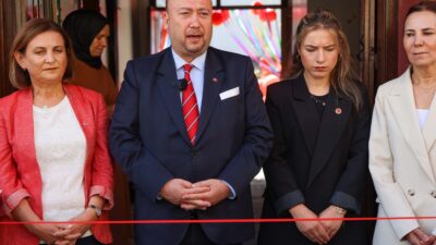 Uşak Belediyesi Elma Şekeri Gündüz Bakımevi ve Kreş Açılışı Yoğun