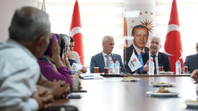 Kemalpaşa Belediye Başkanı Mehmet Türkmen, ilçede bulunan stk ve siyasi