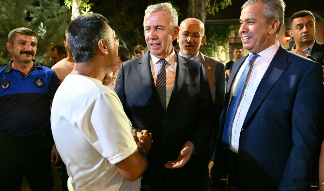 Ankara Büyükşehir Belediye Başkanı Mansur Yavaş, Polatlı’da düzenlenen Sakarya Zaferi