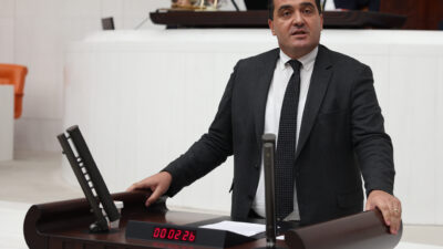 Muhalif belediyelerin metro ve hafif raylı projeleri için onay vermeyen