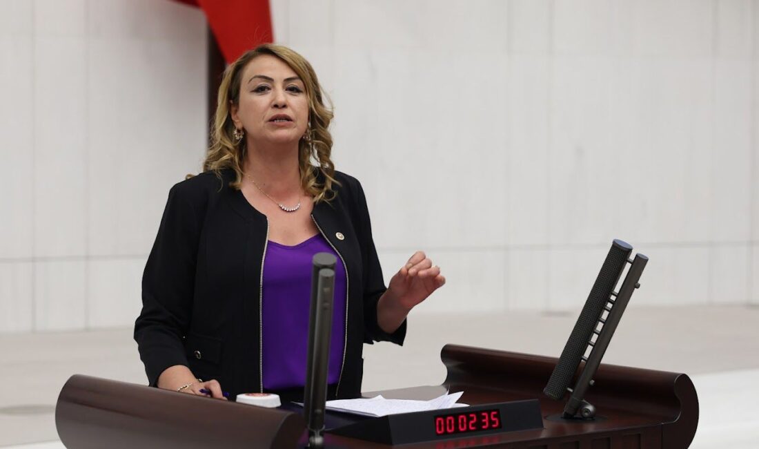 Konut talebinin bir bahane olarak kullanıldığını vurgulayan Kara,“Deprem nedeniyle, 11
