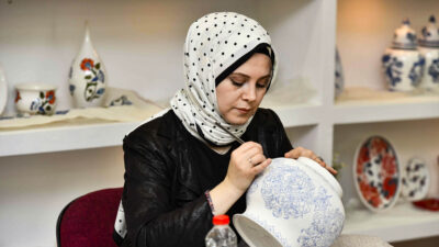 Ankara Büyükşehir Belediyesi, BELMEK’lerinde yeni dönem kayıtları başladı. 2024-2025 eğitim