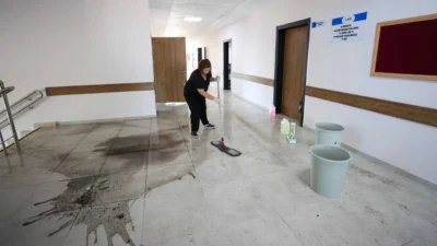 İzmir’in Buca ve Bornova ilçelerinde belediyelerin okullarda inisiyatif alarak başlattığı