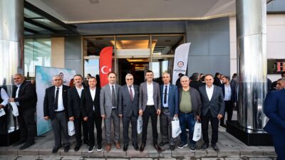 Başkan Çavuşoğlu’ndan birlik mesajı “Sizlerle üstesinden gelemeyeceğimiz sorun yoktur” Denizli’de