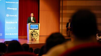 TBB ve İBB Başkanı Ekrem İmamoğlu, Sabancı Üniversitesi öğrenci kulüpleri