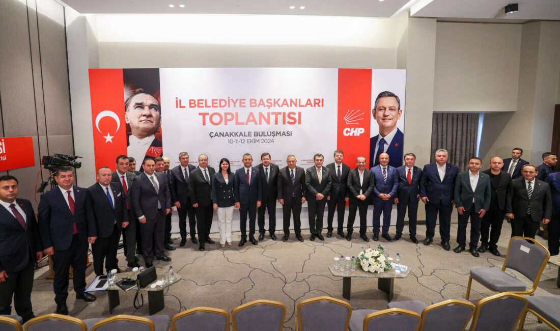 “İKTİDARI ERKEN SEÇİME ZORLAMAK, SONRA UNUTTUKLARINA SAHİP ÇIKMAK HEPİMİZİN GÖREVİ”