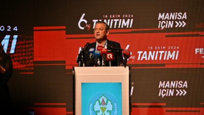 Manisa Büyükşehir Belediye Başkanı Mimar Ferdi Zeyrek, CHP Genel Başkanı