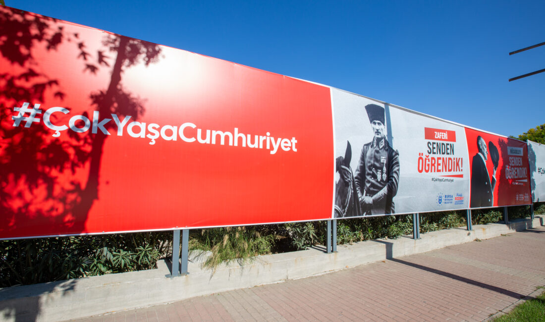 Bursa Büyükşehir Belediyesi, kentin dört bir tarafını ‘Senden Öğrendik’ temalı