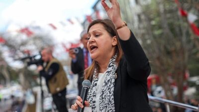 Afyonkarahisar Belediye Başkanı Burcu Köksal, Esenyurt’ta düzenlenen kayyum karşıtı mitinge katılmamasıyla ilgili tv100’e açıklamalarda