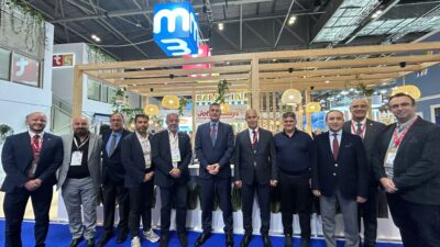 WTM Londra Turizm Fuarı’nda Alanya Belediye ve ALTAV Başkanı Osman