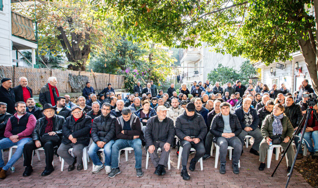Bugün hem el emeği tezgâhları hem de akülü araçlarla ilgili