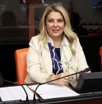 Bu hafta Meclis’te yoğun bir mesai harcayan Milletvekili Gezmiş üç