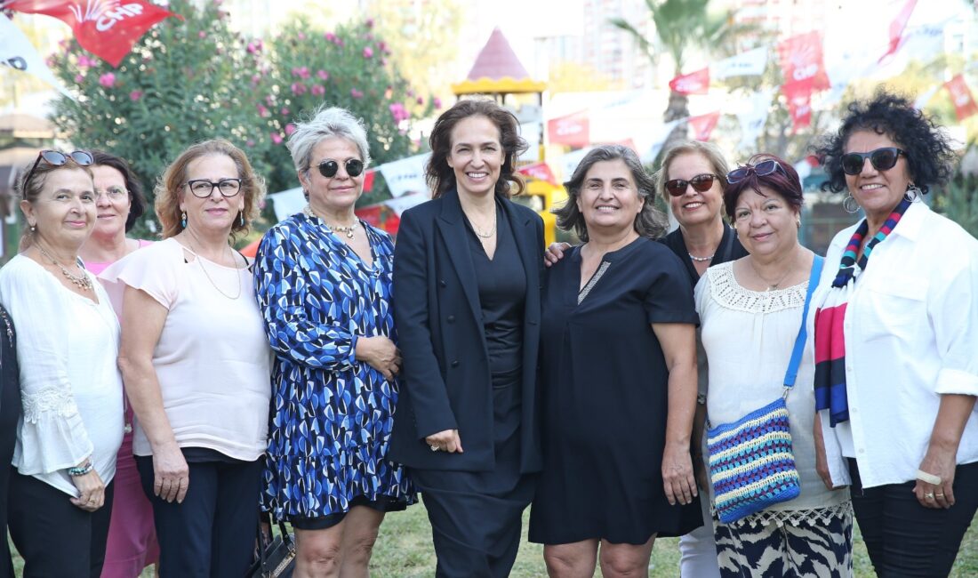 Karşıyaka’da kadın dayanışması ‘çığ’ gibi büyüyecek Toplumsal cinsiyet eşitliğinin güçlenmesine