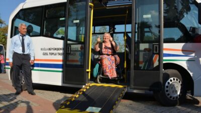 Muğla Büyükşehir Belediyesi ulaşımda annelere destek olmak için ‘AnneKart’ uygulamasını