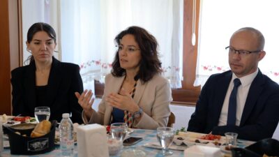 Menteşe Belediye Başkanı Şehir Plancısı Gonca Köksal, Menteşe Kültür evinde