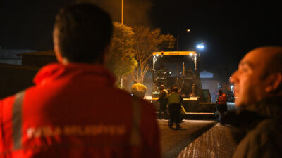 Tuzla Belediye Başkanı Eren Ali Bingöl, gece mesaisi kapsamında Orhanlı-Gençlik
