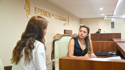 Yaralara merhem oluyor Karabağlar Belediyesi’nin, ülkemizin en büyük sorunlarından biri