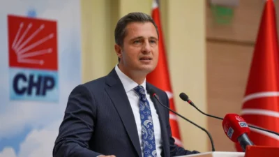 CHP Sözcüsü Deniz Yücel, sabah saatlerinde yapılan PM ve MYK’nin