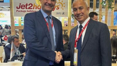 WTM Londra Turizm Fuarı’nda Alanya Belediye Başkanı ve ALTAV Yönetim