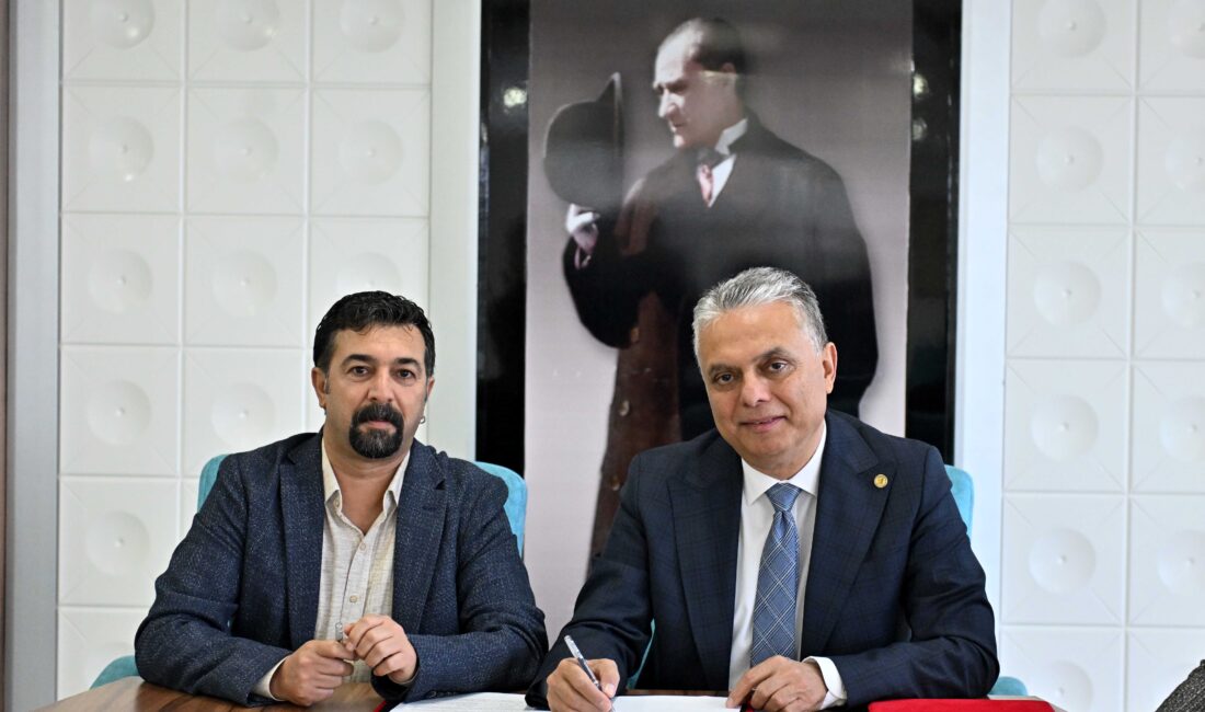 Nitelikli eğitim için bir adım daha Antalya Muratpaşa Belediye Başkanı Ümit Uysal, belediye kreşlerinde görev yapan
