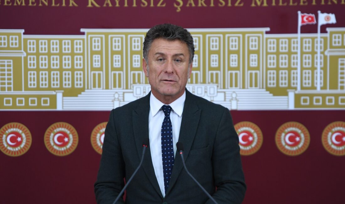 CHP Bursa Milletvekili ve Parti Meclisi Üyesi Orhan Sarıbal, Bursa