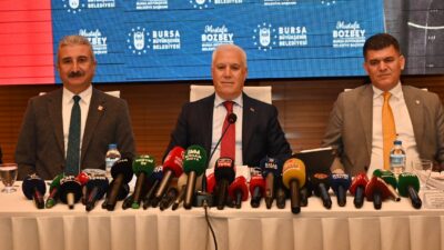 Başkan Bozbey, görevdeki 9 ayını değerlendirdi Bursa Büyükşehir Belediye Başkanı Mustafa Bozbey, 9 aylık görev süresi