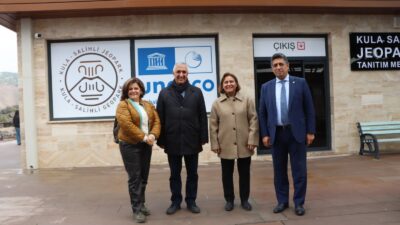 Manisa Büyükşehir Belediyesi Genel Sekreter Burak Deste, Kula ilçesinde yatırım