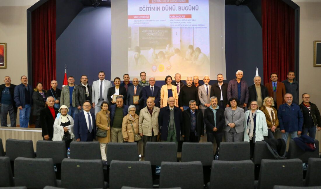 Karabağlar Belediyesi ve Yeni Kuşak Köy Enstitülüler Derneği tarafından düzenlenen