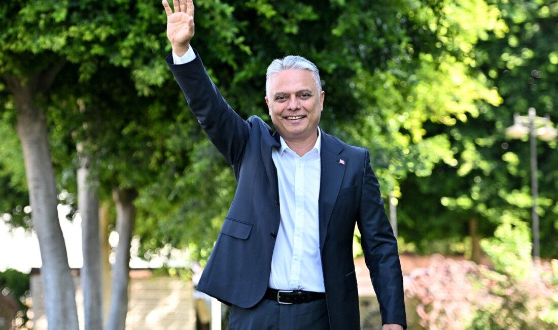Başkan Uysal’dan yeni yıl mesajı Antalya Muratpaşa Belediye Başkanı Ümit Uysal, yeni yıl mesajında, “Enseyi