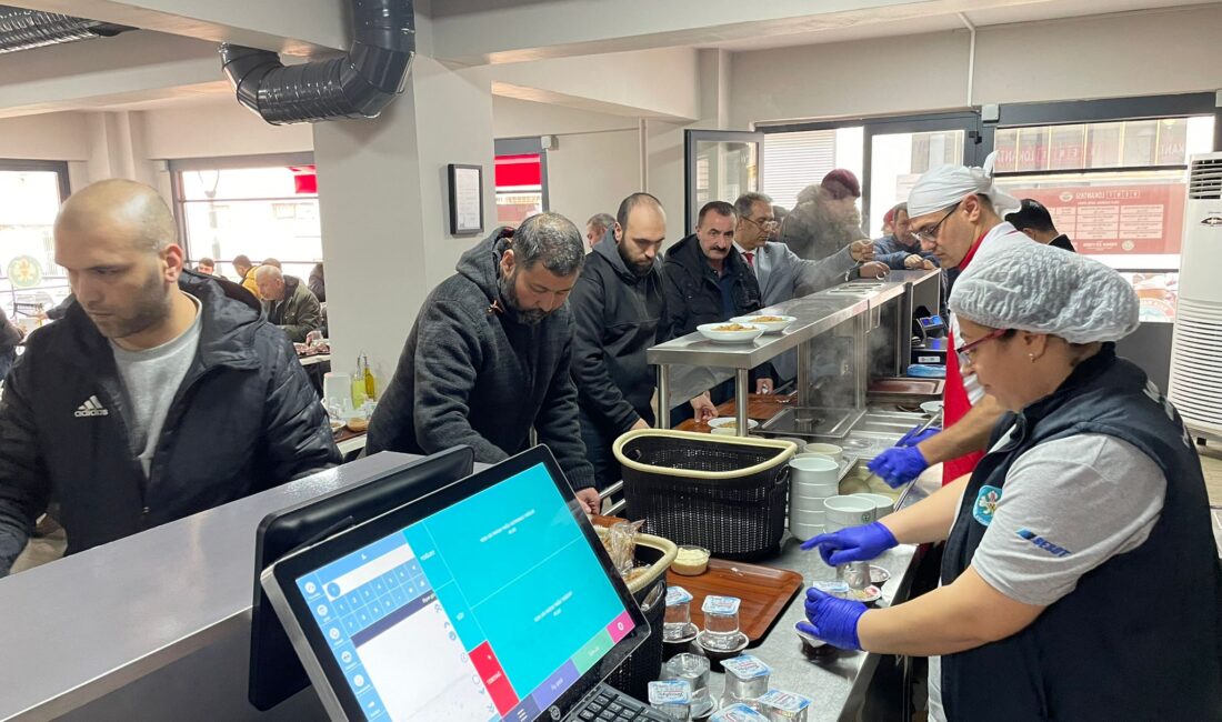 Sosyo-ekonomik zorlukların giderek artan etkilerine karşı vatandaşları desteklemeyi önemseyen Manisa