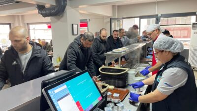 Sosyo-ekonomik zorlukların giderek artan etkilerine karşı vatandaşları desteklemeyi önemseyen Manisa