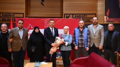 Cumhuriyet Halk Partisi İstanbul İl Başkanı Özgür Çelik’ten “İstanbul’u Dinliyoruz” çalışması Cumhuriyet Halk Partisi İstanbul İl Başkanı Özgür Çelik “İstanbul’u Dinliyoruz”