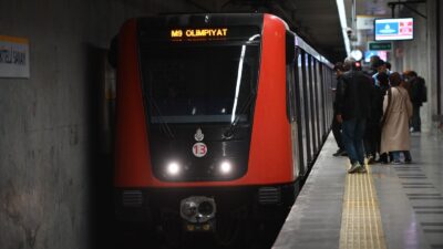 İBB’DEN YILBAŞI İÇİN ÖZEL TEDBİRLER İBB, yaklaşan yılbaşı öncesinde İstanbulluların huzur ve güven içinde bir