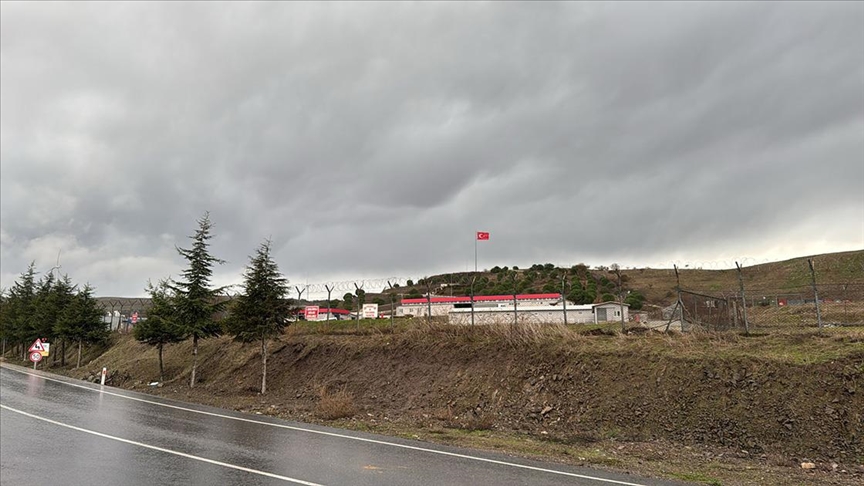 Balıkesir’in merkez Karesi ilçesinde patlayıcı üretilen fabrikada meydana gelen patlama