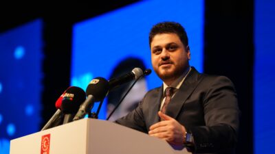 -Söneriz diye üflediler, alev aldık ! -Apo’ya özgürlük, bana adli