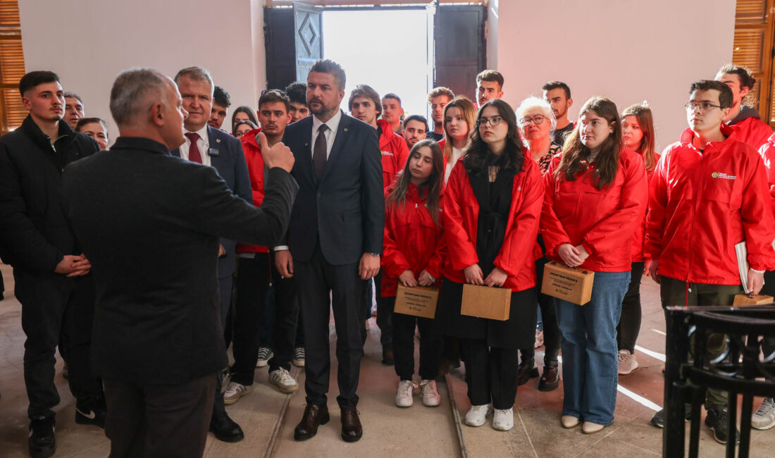  Başkan Görkem Duman mübadilleri ağırladı Buca Belediye Başkanı Görkem Duman,