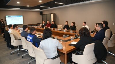 Manisa Büyükşehir Belediyesi, çalışanlarının mesleki gelişimini desteklemek ve hizmet kalitesini