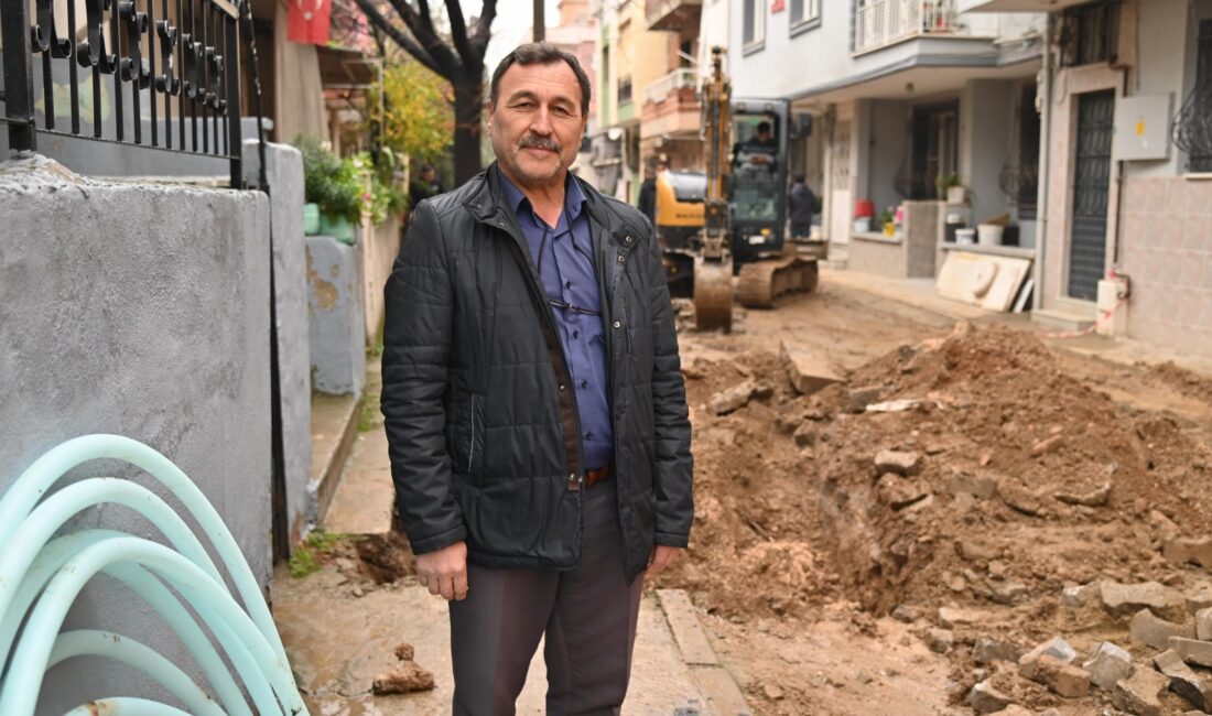Selvilitepe Mahalle Muhtarı Yeter Özdemir, “Büyükşehir’imize dertlerimizi görüp, dinlediği için