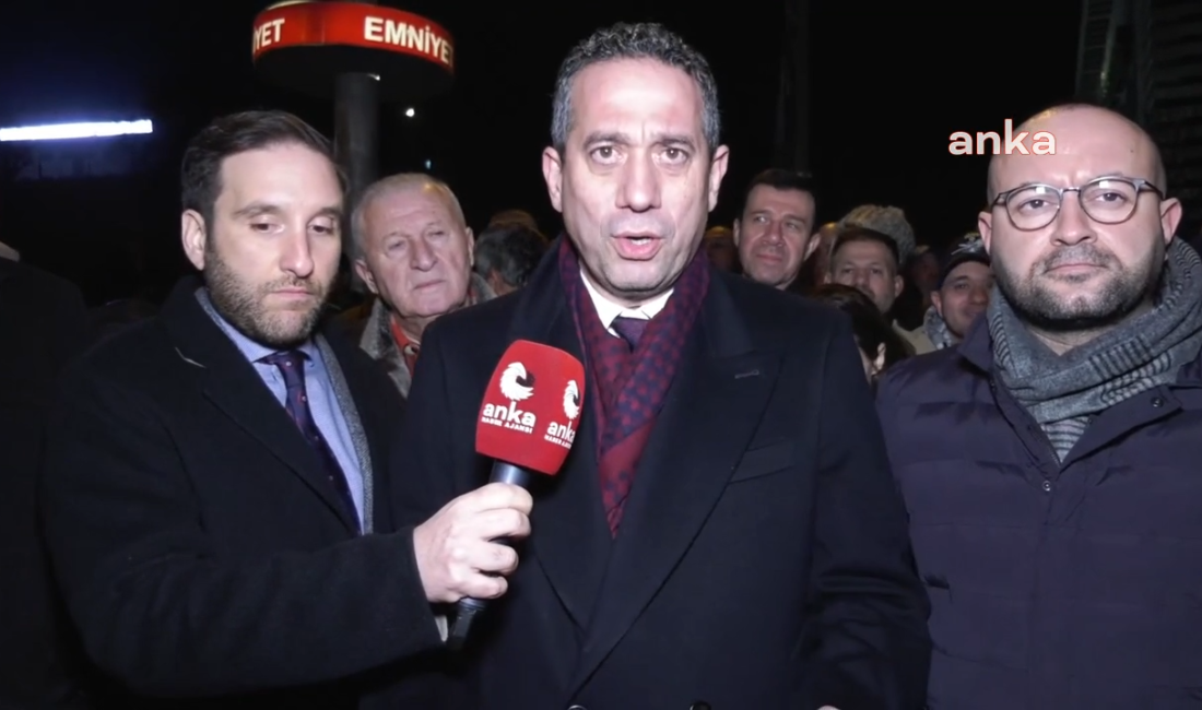 – İstanbul Emniyeti önünde bekleyen Zafer Partililere destek veren CHP
