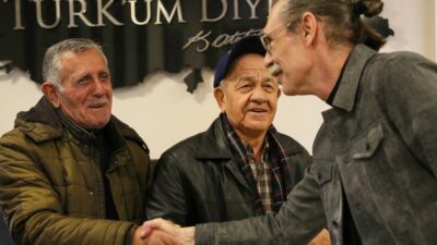 Etimesgut Belediye Başkanı Erdal Beşikcioğlu, hafta sonu Atatürk Emekliler Konağı