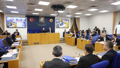 En düşük emekli aylığını 12 bin 500 liradan 14 bin